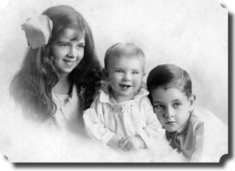 1. Pam, Peter and Titia Knox